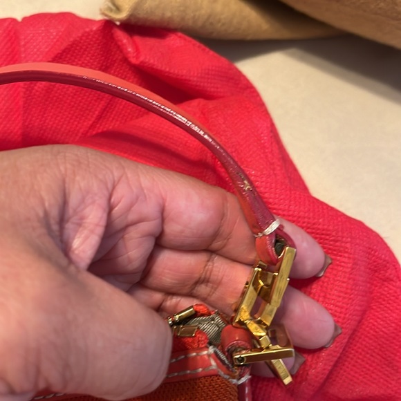 Pre loved Salvatore Ferragamo croissant shaped leather trimmed shoulder bag - Picture 7 of 7